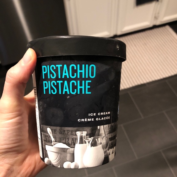 Meet your Posher, Robin - Picture 1 of 1